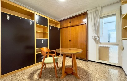 Alquiler a largo plazo - Apartamento / piso - Elche - Corazon de Jesus