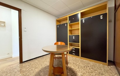 Alquiler a largo plazo - Apartamento / piso - Elche - Corazon de Jesus