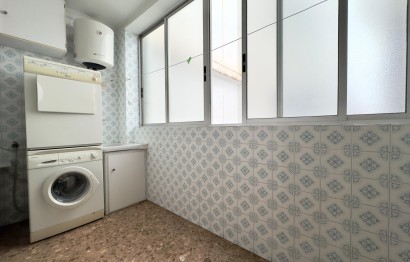 Alquiler a largo plazo - Apartamento / piso - Elche - Corazon de Jesus