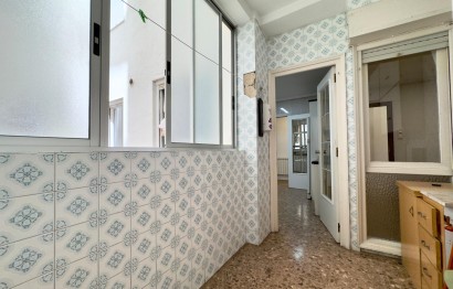 Alquiler a largo plazo - Apartamento / piso - Elche - Corazon de Jesus