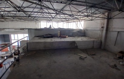 Reventa - Nave industrial - Algueña