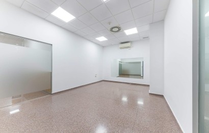 Resale - Commercial - Alicante - Altozano