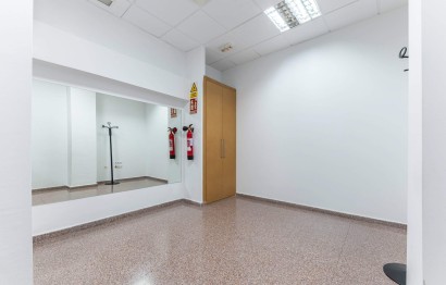 Resale - Commercial - Alicante - Altozano