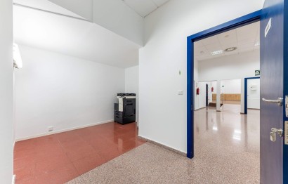 Resale - Commercial - Alicante - Altozano