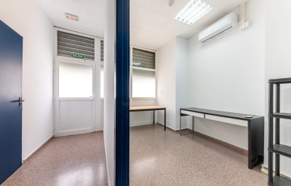 Resale - Commercial - Alicante - Altozano