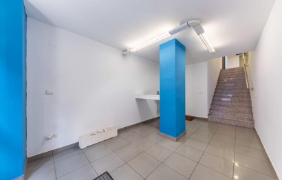 Resale - Commercial - Alicante - Altozano