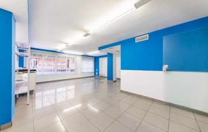 Resale - Commercial - Alicante - Altozano