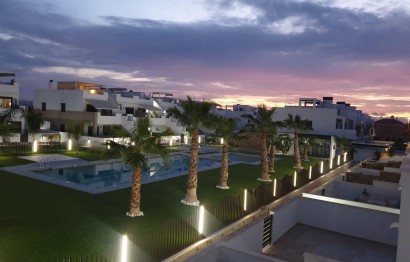 Resale - Bungalow - Pilar de la Horadada - Torre de la Horadada