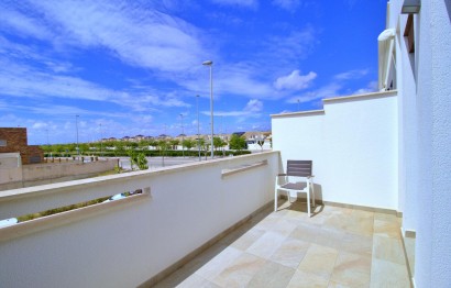 Resale - Bungalow - Pilar de la Horadada - Torre de la Horadada
