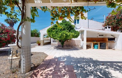 Resale - Villa - Crevillent - LA MANGRANERA