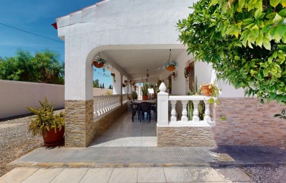 Resale - Villa - Crevillent - LA MANGRANERA