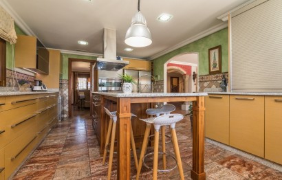 Revente - Ville - Peña las aguilas - Peña de Las Águilas
