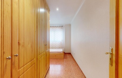 Revente - Appartement - Elche - San Crispín