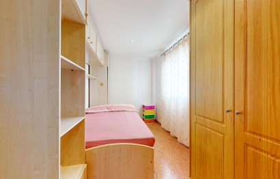 Revente - Appartement - Elche - San Crispín