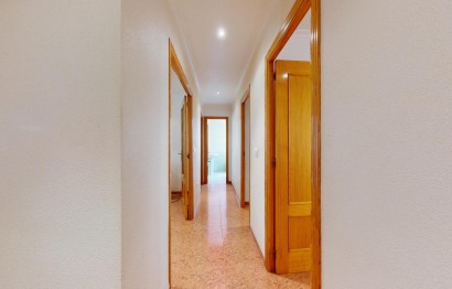 Revente - Appartement - Elche - San Crispín
