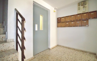 Resale - Apartment / flat - Alicante - Benalua