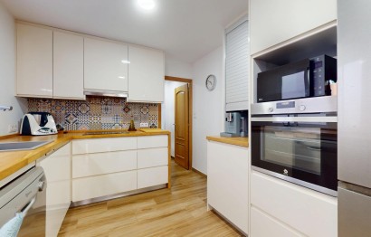Reventa - Apartamento / piso - Elche - Centro