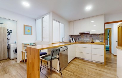 Reventa - Apartamento / piso - Elche - Centro