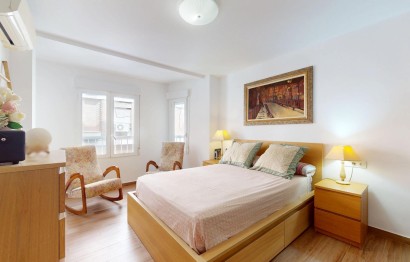 Reventa - Apartamento / piso - Elche - Centro