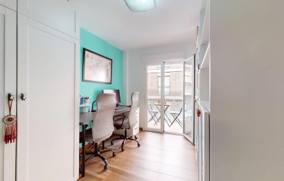 Reventa - Apartamento / piso - Elche - Centro