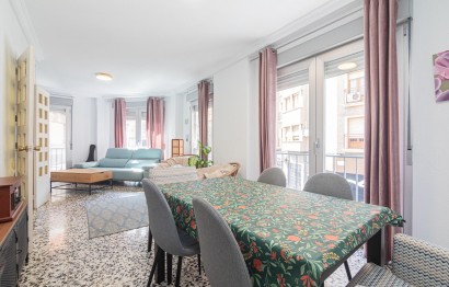 Reventa - Apartamento / piso - Elche - Centro