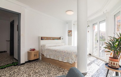 Reventa - Apartamento / piso - Elche - Centro