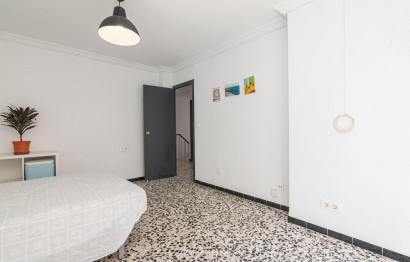 Reventa - Apartamento / piso - Elche - Centro