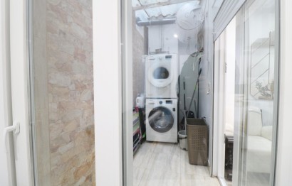 Reventa - Apartamento / piso - Elche - Reina Victoria-Miguel Hernández