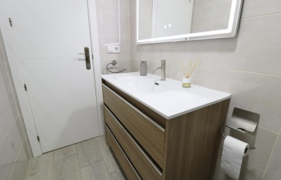 Reventa - Apartamento / piso - Elche - Reina Victoria-Miguel Hernández