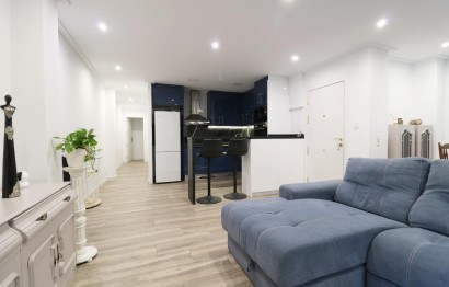 Reventa - Apartamento / piso - Elche - Reina Victoria-Miguel Hernández
