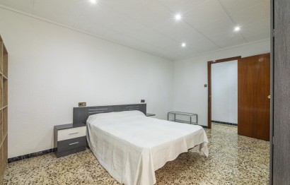 Reventa - Apartamento / piso - Elche - Plaza Crevillente-Juzgados