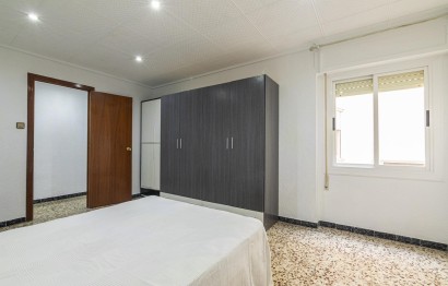 Reventa - Apartamento / piso - Elche - Plaza Crevillente-Juzgados