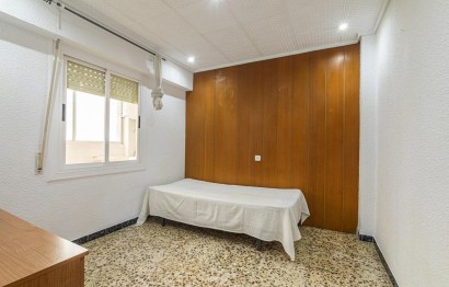 Reventa - Apartamento / piso - Elche - Plaza Crevillente-Juzgados