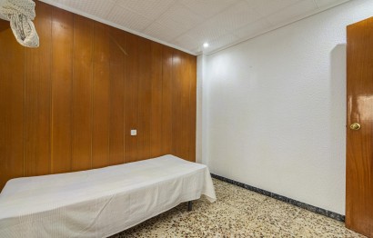Reventa - Apartamento / piso - Elche - Plaza Crevillente-Juzgados