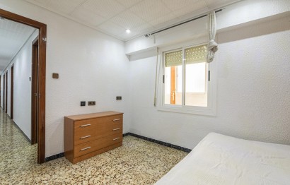 Reventa - Apartamento / piso - Elche - Plaza Crevillente-Juzgados