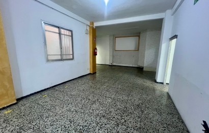 Reventa - Comercial - Elche - Pont Nou-Corazón de Jesús