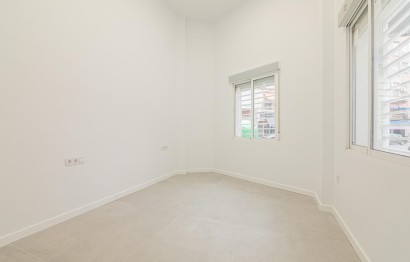 Reventa - Apartamento / piso - Elche - Plaza Barcelona
