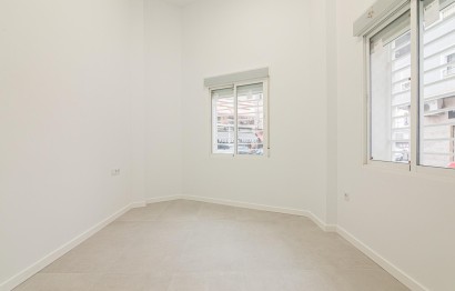 Reventa - Apartamento / piso - Elche - Plaza Barcelona