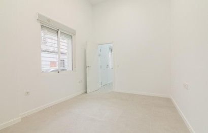 Reventa - Apartamento / piso - Elche - Plaza Barcelona