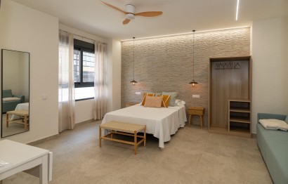 Obra nueva - Negocio - Santa Pola - Playa Levante