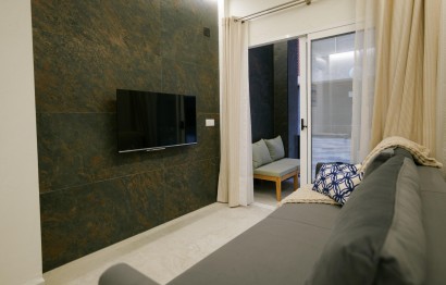 Obra nueva - Negocio - Santa Pola - Playa Levante