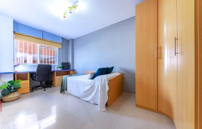 Reventa - Apartamento / piso - Alicante - Garbinet-Parque de las Avenidas