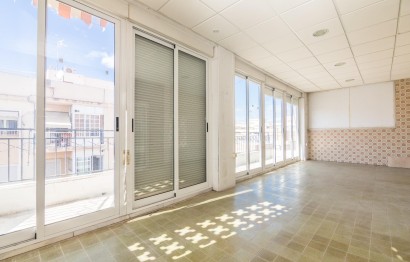 Reventa - Ático - Elche - Centro