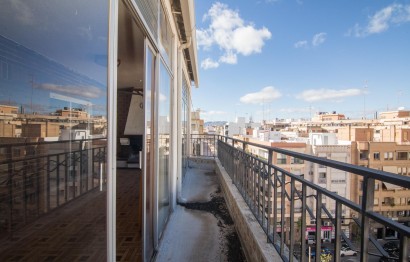 Reventa - Ático - Elche - Centro