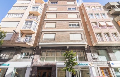 Reventa - Ático - Elche - Centro