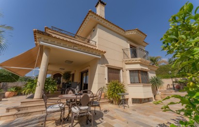 Reventa - Villa - Peña las aguilas - Peña de Las Águilas
