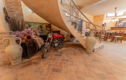 Reventa - Villa - Peña las aguilas - Peña de Las Águilas
