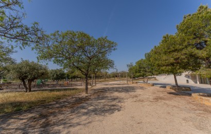 Reventa - Villa - Peña las aguilas - Peña de Las Águilas