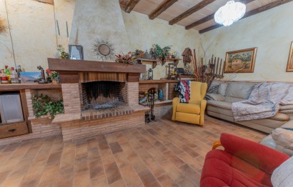 Reventa - Villa - Peña las aguilas - Peña de Las Águilas