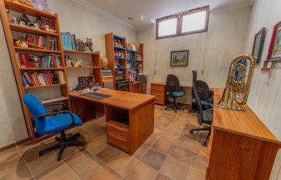 Reventa - Villa - Peña las aguilas - Peña de Las Águilas